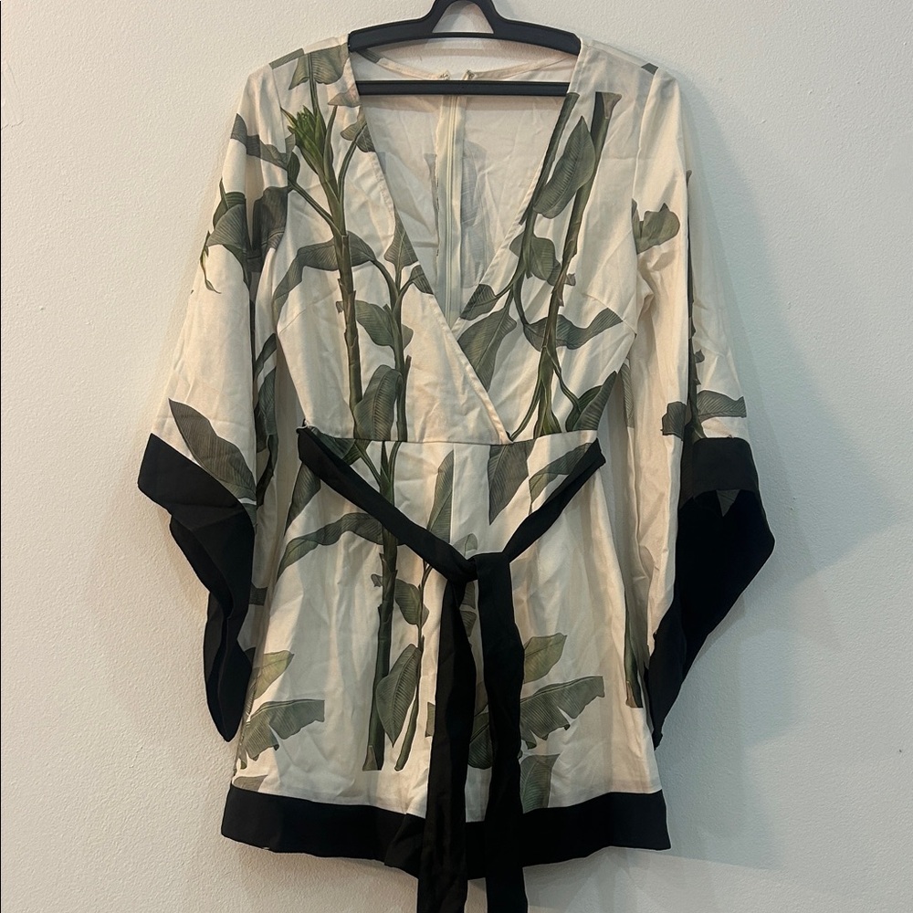 Floral Kimono-Style Top with Belt
